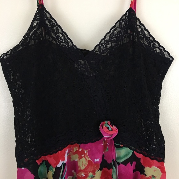 Vintage Victoria’s Secret Lace Floral Nightie - Picture 2 of 4